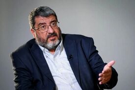 ببینید | فواد ایزدی در تلویزیون: اسرائیل احتمالا فیلم تجاوز ترامپ به دختر خردسال را در اختیار دارد