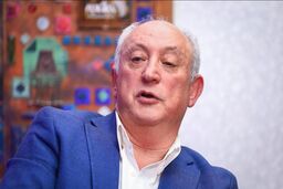 بهتاش فریبا: جادوگر نیستم که بگویم چه کسی گل می زند اما ایران بلژیک را شکست می‌دهد