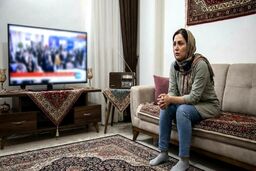 ترس از سکوت: کسانی که همیشه باید تلویزیون یا موزیکشان روشن باشد