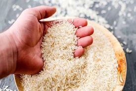 نگران تامین برنج نیستیم | خاکی: کالا به میزان کافی در فروشگاه‌ها موجود است