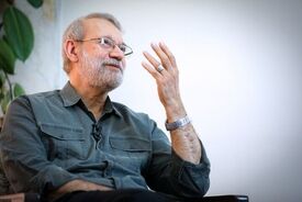 میراث «علی لاریجانی»؛ از یک محافظه‌کار ایدئولوژیک تا «محور جریان میانه‌رو»