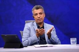 دفاع روزنامه اطلاعات از عادل فردوسی پور: چرا می خواهید آدمها کاملا همانی باشند که شما می خواهید؟