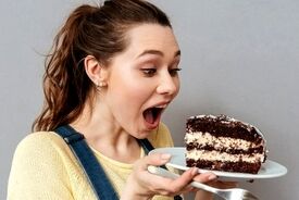 چرا مغز از شیرینی دل نمی‌کند؟
