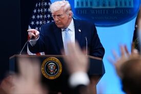 ترامپ: احتمال توافق با ایران بالاست