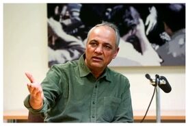 تحلیل احمد زیدآبادی از پیام‌ رهبری: جایگاه پزشکیان در مذاکرات؛ آنچه برخی نادیده می‌گیرند