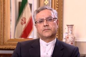 سفیر ایران در انگلیس: به لندن هشدار دادیم در صورت مشارکت در جنگ ناچار به پاسخ هستیم