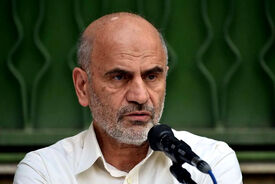 فرشاد مومنی، اقتصاددان: با اقتصاد صدقه‌ای نمی‌توان پیشرفت کرد